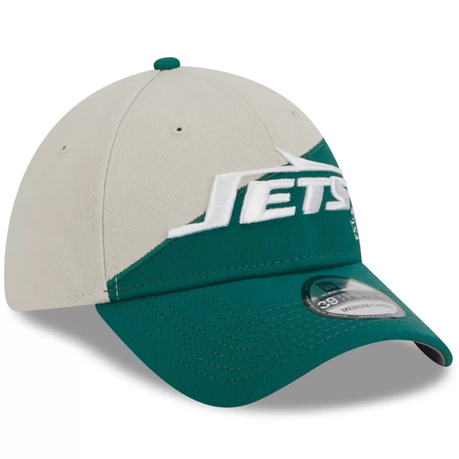 New York Jets Flex^Men's New Era Cream/Kelly Green 2023 Sideline Historic 39THIRTY Flex Hat